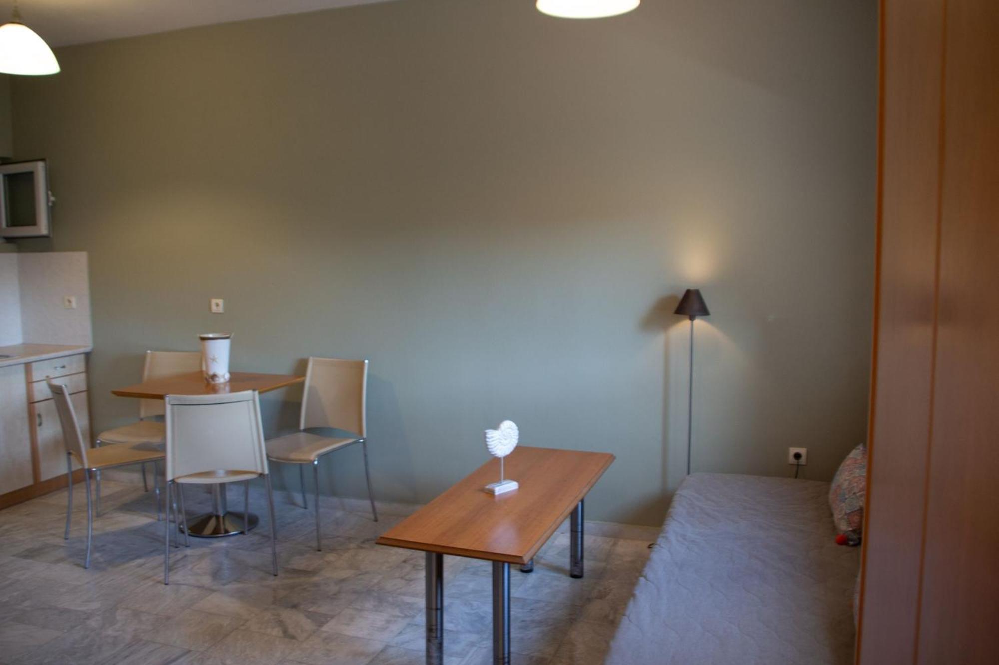 Avesta Apartments - 200M From The Beach วาซิลิคอส ห้อง รูปภาพ